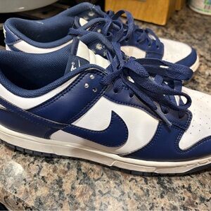Mens navy blue Nike Dunks